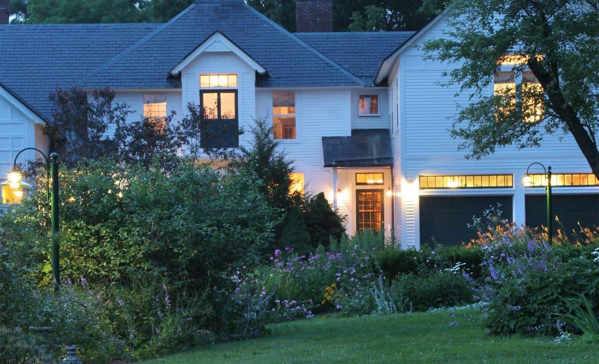 Swift House Inn Middlebury Exterior foto
